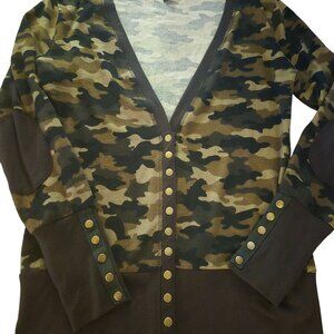 Hawthorne Camo Button Cardigan size M